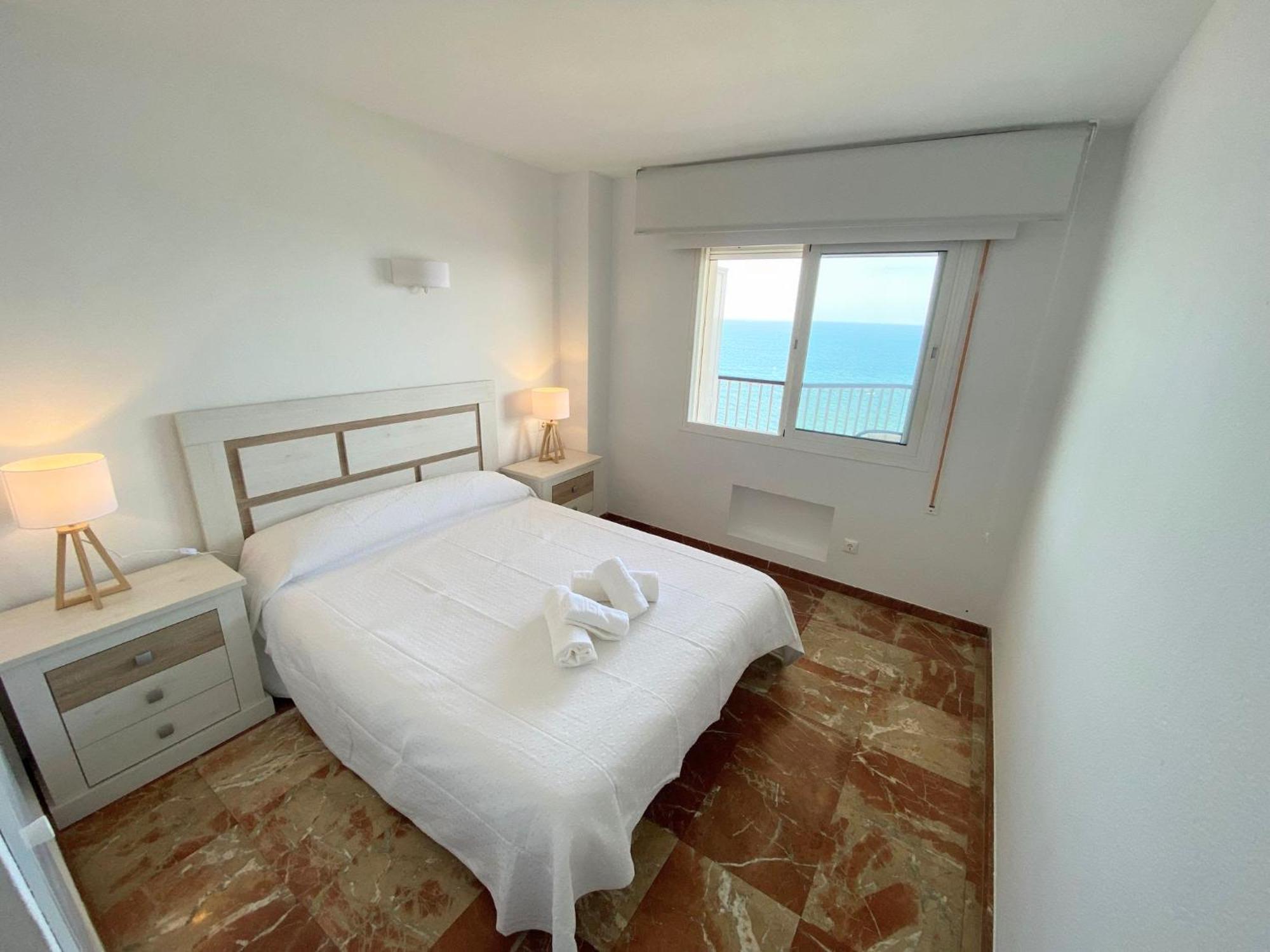 Las Antillas II Front Sea Views Pool Фуэнхирола Экстерьер фото